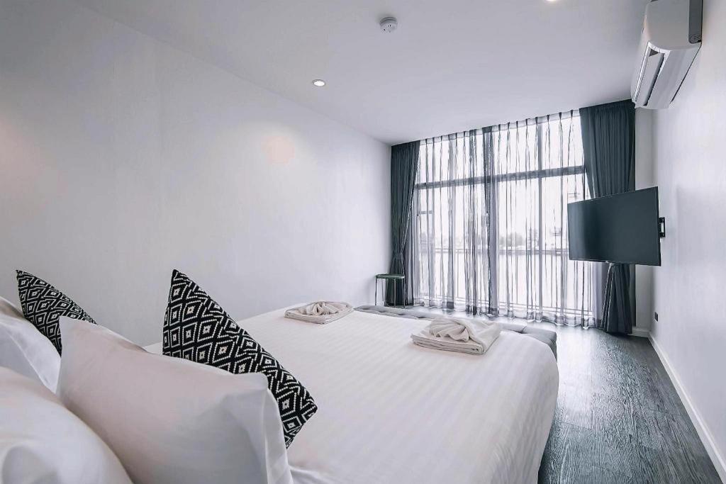 Hotel Kowtha Rivertel 3*